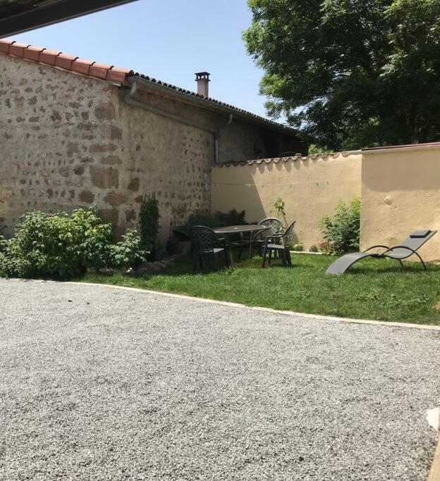 Soleymieux Jolie Maison De Campagne, Compostelle מראה חיצוני תמונה